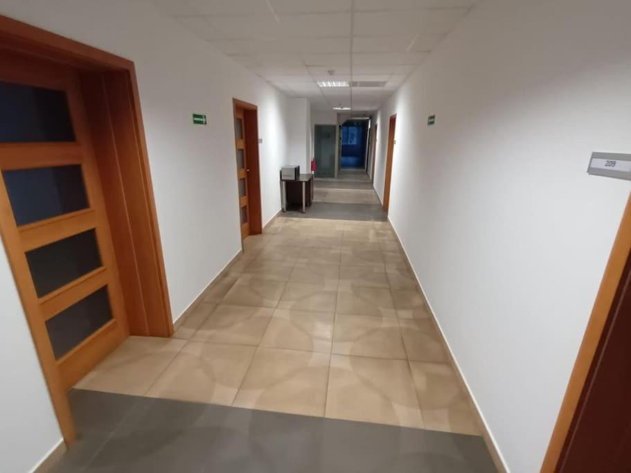 Fantastic Zg - S4 Pokoj 204 Zielona Gora  Bagian luar foto
